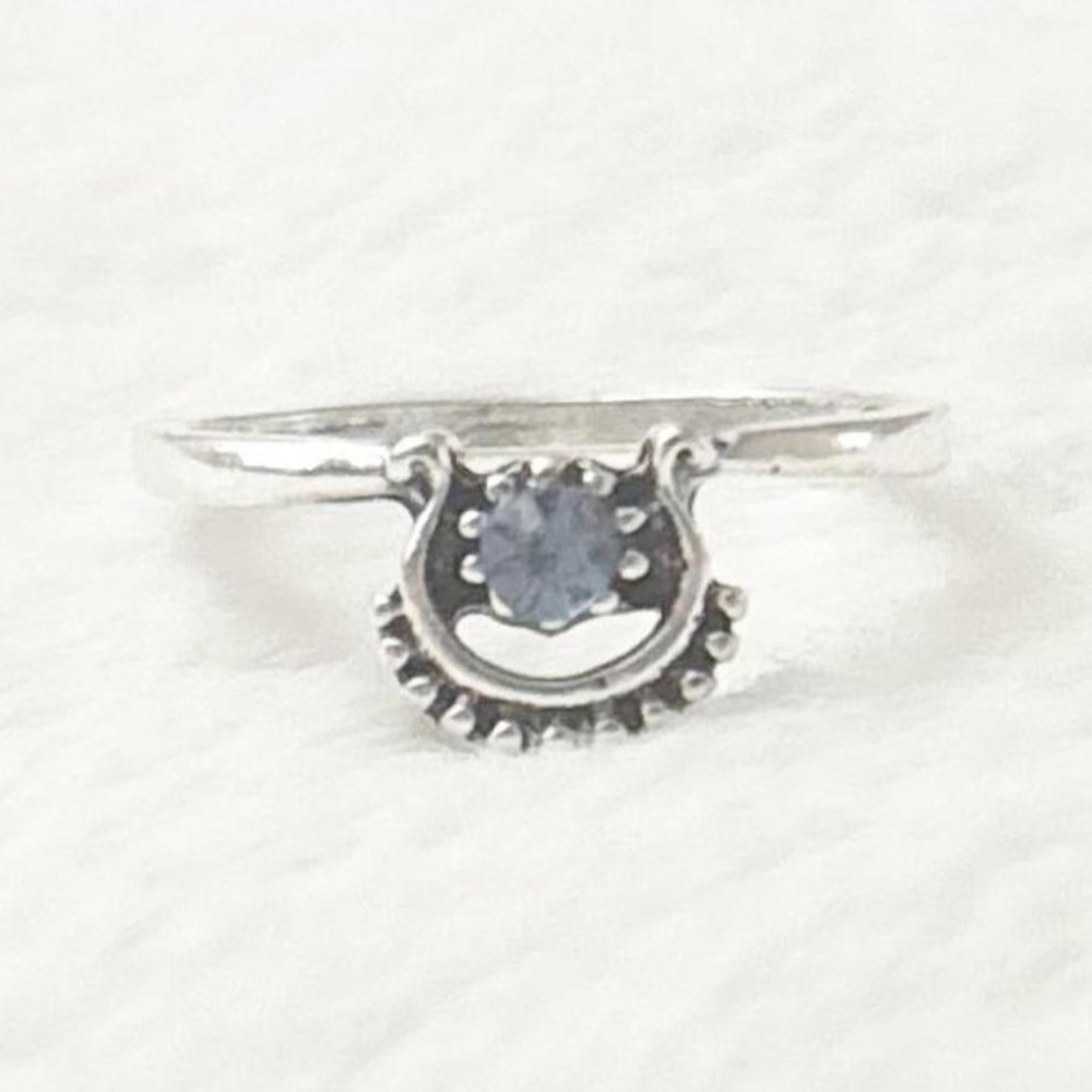 5/$15 🩷 MUST BUNDLE Silver Blue Stone Accent Ring